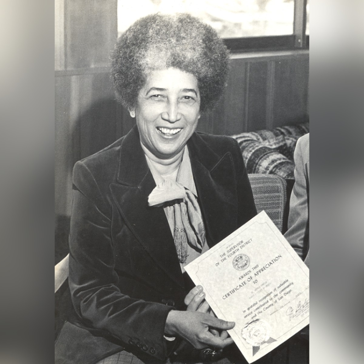 A black and white photo of Antonia Pantoja