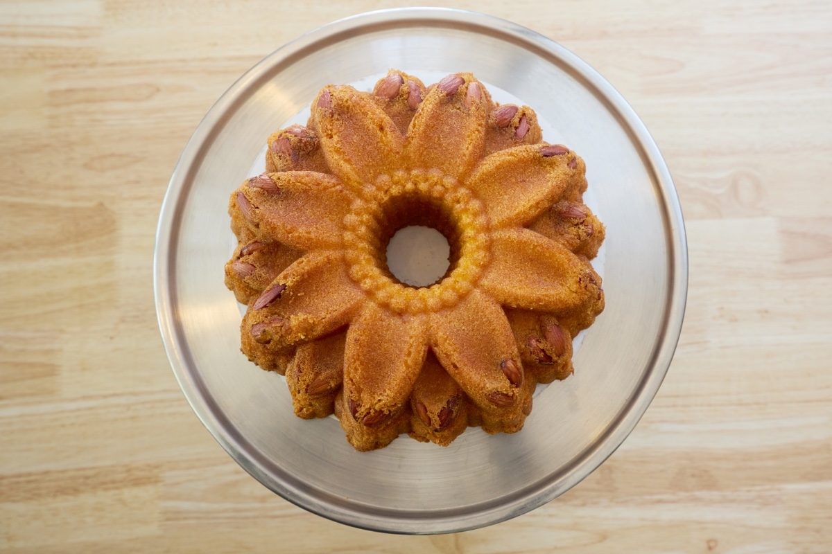 Grandaisy Cake
